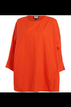 Lade das Bild in den Galerie-Viewer, Neon-Vibes: Stylische Oversize-Tunika aus edler „Paper-Touch“-Baumwolle in Orange - alle Größen - Gozzip
