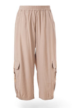 Load image into Gallery viewer, Stylische Utility-Cargo-Hose im Urban-Look in Sand beige bis Gr
