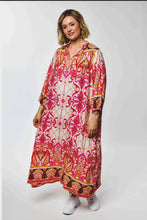Load image into Gallery viewer, Fließendes Viskosekleid im Ethno-Boho-Stil bis Gr 62 - Gozzip
