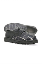 Lade das Bild in den Galerie-Viewer, Exklusive Designer-Halbschuhe im Avantgarde-Look Romy - Papucei
