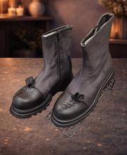 Lade das Bild in den Galerie-Viewer, Papucei Stylische Stiefelette in Grau Schwarz
