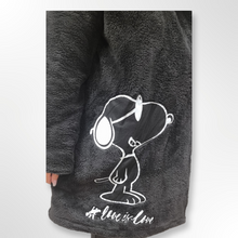 Lade das Bild in den Galerie-Viewer, Mädchenglück Teddyjacke mit Snoopy Onesize bis Größe 58
