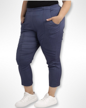 Lade das Bild in den Galerie-Viewer, Elastische Jeggings Hose in blau

