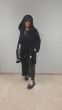 Laden und Abspielen von Videos im Galerie-Viewer, Mädchenglück Teddyjacke mit Labrador Onesize bis Größe 58
