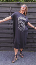 Load and play video in Gallery viewer, Skull/ Totenkopf Kleid in 3 Farben bis Gr 60 1888
