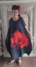Laden und Abspielen von Videos im Galerie-Viewer, CNG Sommerkleid luftig leicht - alle Größen Oversize Style in Rot Schwarz
