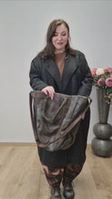 Laden und Abspielen von Videos im Galerie-Viewer, Papucei Leder Handtasche Muno Jason brown
