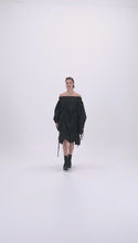 Load and play video in Gallery viewer, H4 Oversize Kleid alle Größen
