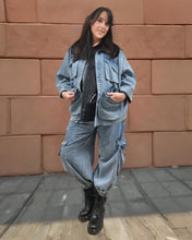 Lade das Bild in den Galerie-Viewer, Maxlive Jeansjacke Stone Washed Oversize Style Größe 40 bis 60
