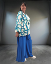Load image into Gallery viewer, Maxlive Set bestehend aus Blusenjacke und Marlene Hose Größe 38 bis 52
