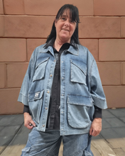 Lade das Bild in den Galerie-Viewer, Maxlive Jeansjacke Stone Washed Oversize Style Größe 40 bis 60

