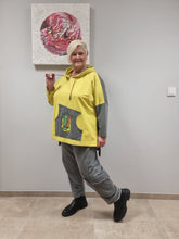 Lade das Bild in den Galerie-Viewer, CN-G Zweiteiler aus Sweat mit Kapuzenpullover und Jogpant Hose in 2 Farben bis Gr 56

