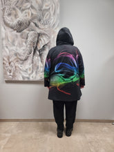 Load image into Gallery viewer, Hoodie mit Kapuze bunt von CN-G in 2 Größen bis Gr 60
