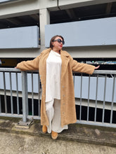 Load image into Gallery viewer, CN-G Teddy Mantel in Camel 4 Größen bis Größe 62- kurzzeitig im Halloween Special
