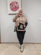 Lade das Bild in den Galerie-Viewer, CN-G Zweiteiler aus Sweat mit Kapuzenpullover und Jogpant Hose in 2 Farben bis Gr 56
