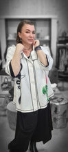 Lade das Bild in den Galerie-Viewer, CN-G Jacke
