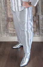 Lade das Bild in den Galerie-Viewer, Sinne Set STARK REDUZIERT Blazer und Hose mit Memory Taft auch einzeln verfügbar
