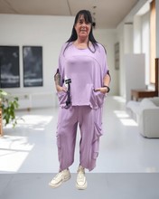 Lade das Bild in den Galerie-Viewer, Maxlive Set mit Oversize Tunika und Anfänger Bhaggy Größe 38 bis 54 in Flieder
